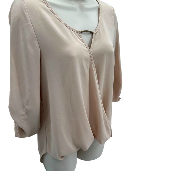 Active USA Womens Soft Beige Chiffon 3/4 Sleeves V Neck Overlap Front Blouse S - Picture 2 of 9